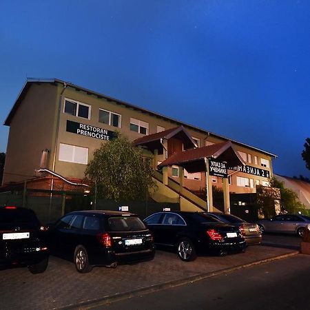Meridiana 노비사드 외부 사진